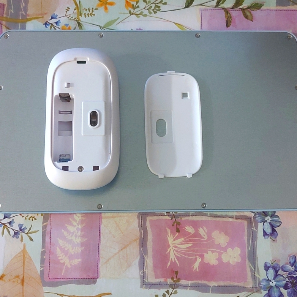 Colorblock Wireless Keyboard & Mouse Combo - Picture 4 of 4